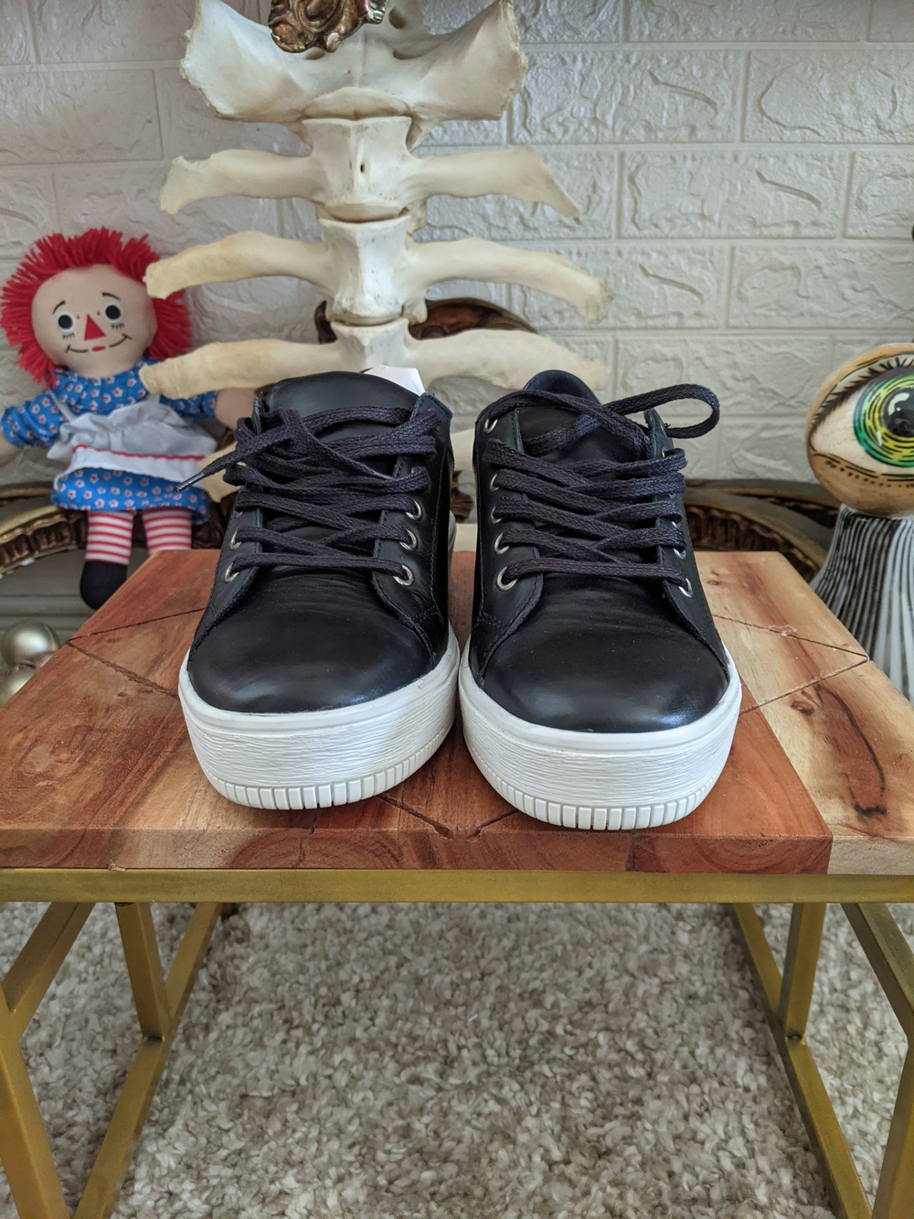 Le Chateau Black Low-Top Platform Sneakers with White Soles